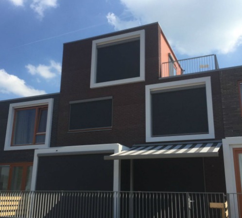 Hoofdfoto screens 10 Screens Hennie's Zonwering