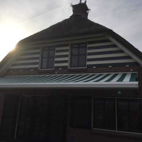 Terrasschermen Hennie's Zonwering
