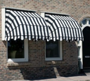 productfoto hardhouten markiezen Hardhouten Markiezen Hennie's Zonwering