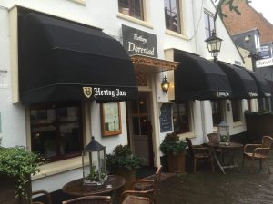 Buitnzonwering Hennie's Zonwerintg