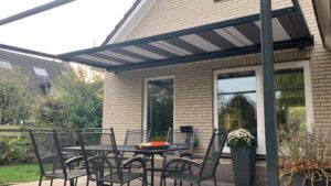 Pergolazonwering HZ-V600 Hennie's Zonwering