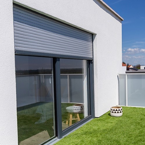 Hoofdfoto inbouw rolluik tradi Soprofen traditionele rolluik Tradi Hennie's Zonwering