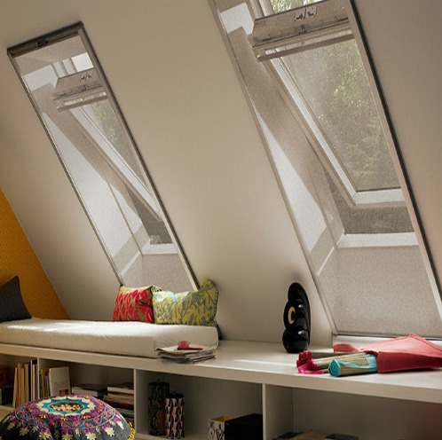 Hoofdfoto-03 Velux horren Hennie's Zonwering